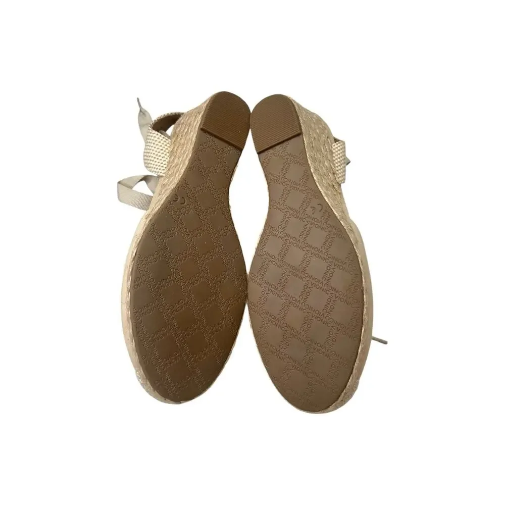Vionic Espadrille Wedges 8.5 Womens Maris Cream Suede Closed Toe Ankle Wrap Boho